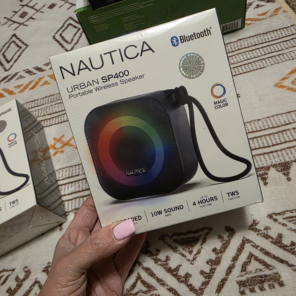Nautica Urban SP400 Bluetooth Speaker — Black with Rainbow LED